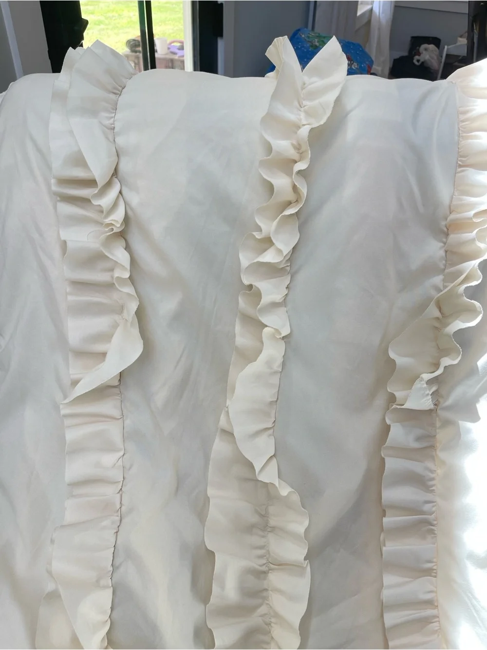 Lush Decor Sophia Belle light filtering curtain panels (54x84”) Ivory